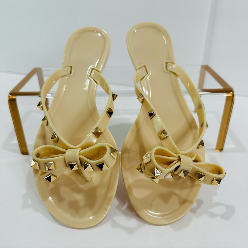 Italian Cream Jelly Sandals Gold Stud Embellished Size 9 - Picture 12 of 12